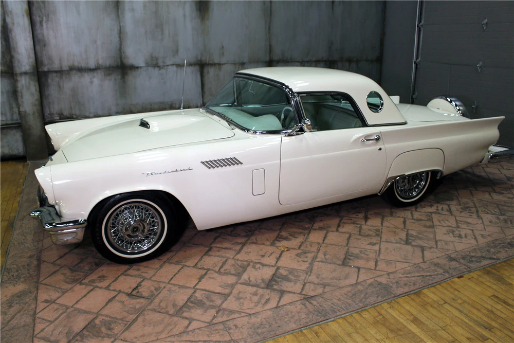 1957 Ford Thunderbird 1st Gen - Image 5 of 5