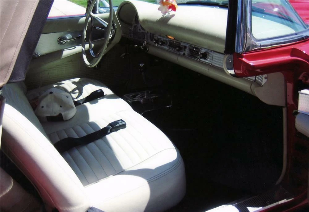 1957 Ford Thunderbird 1st Gen - Image 4 of 5