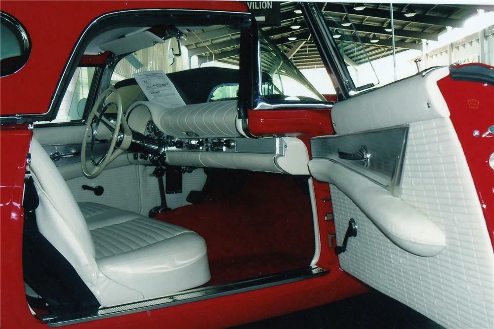 1957 Ford Thunderbird 1st Gen - Image 4 of 4