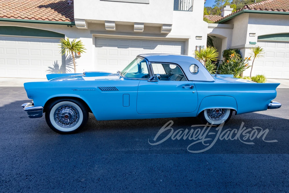 1957 Ford Thunderbird 1st Gen - Image 5 of 10