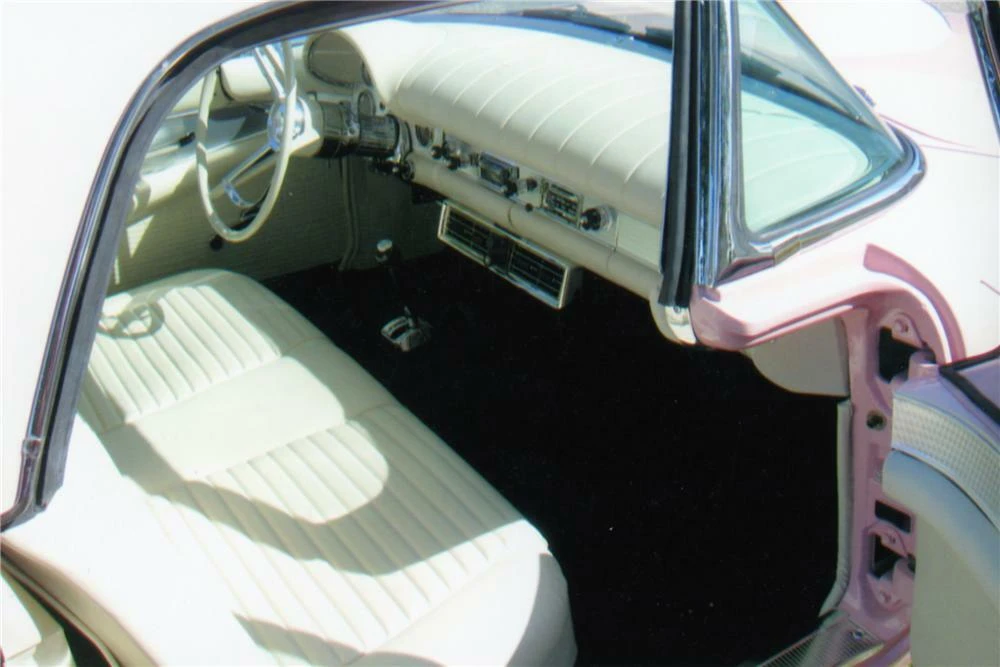 1957 Ford Thunderbird 1st Gen - Image 4 of 4