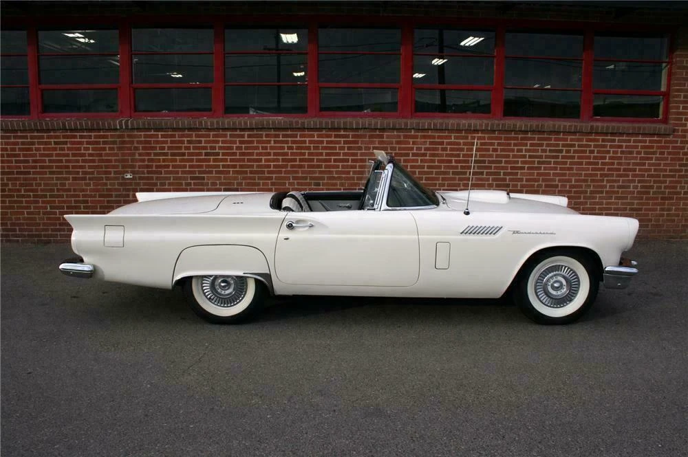 1957 Ford Thunderbird 1st Gen - Image 4 of 4