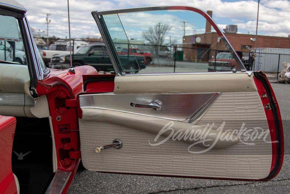 1957 Ford Thunderbird 1st Gen - Image 17 of 31