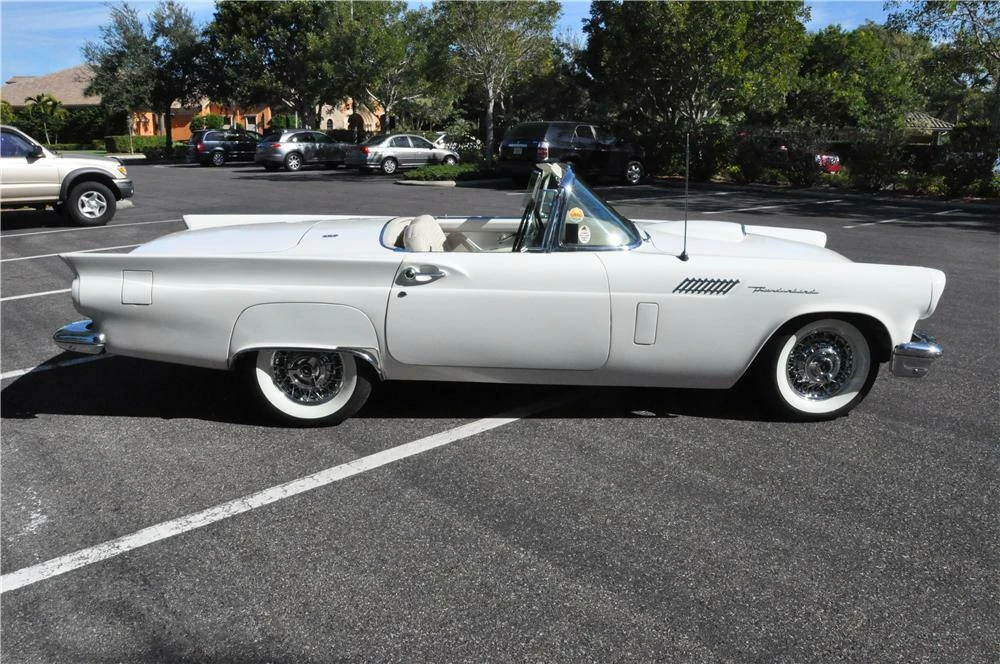 1957 Ford Thunderbird 1st Gen - Image 5 of 5