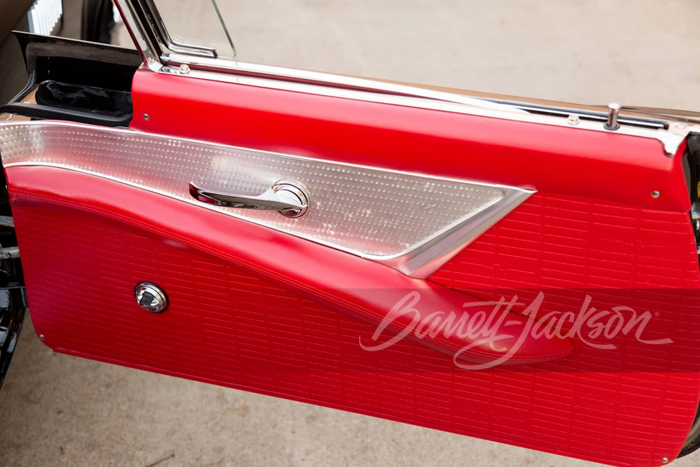 1957 Ford Thunderbird 1st Gen - Image 16 of 19