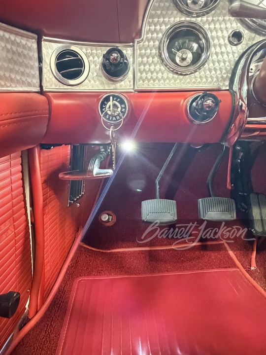 1957 Ford Thunderbird 1st Gen - Image 20 of 30