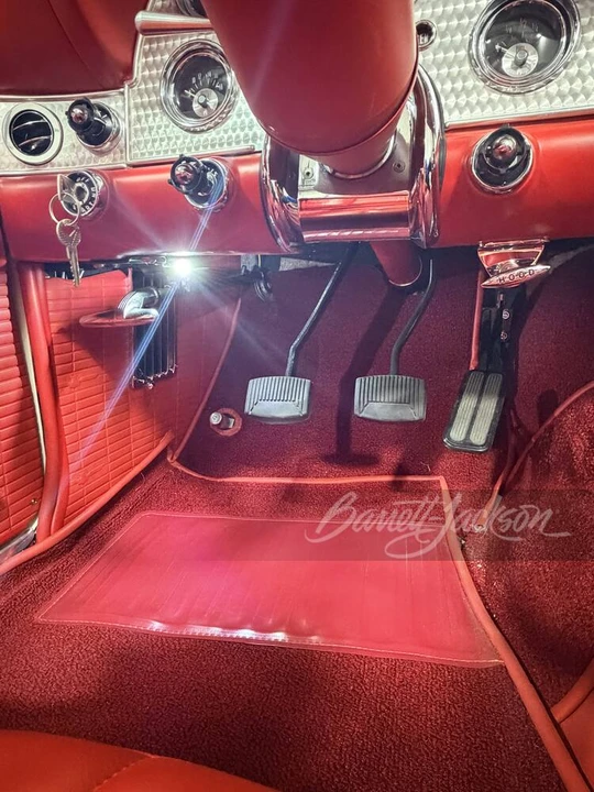 1957 Ford Thunderbird 1st Gen - Image 24 of 30
