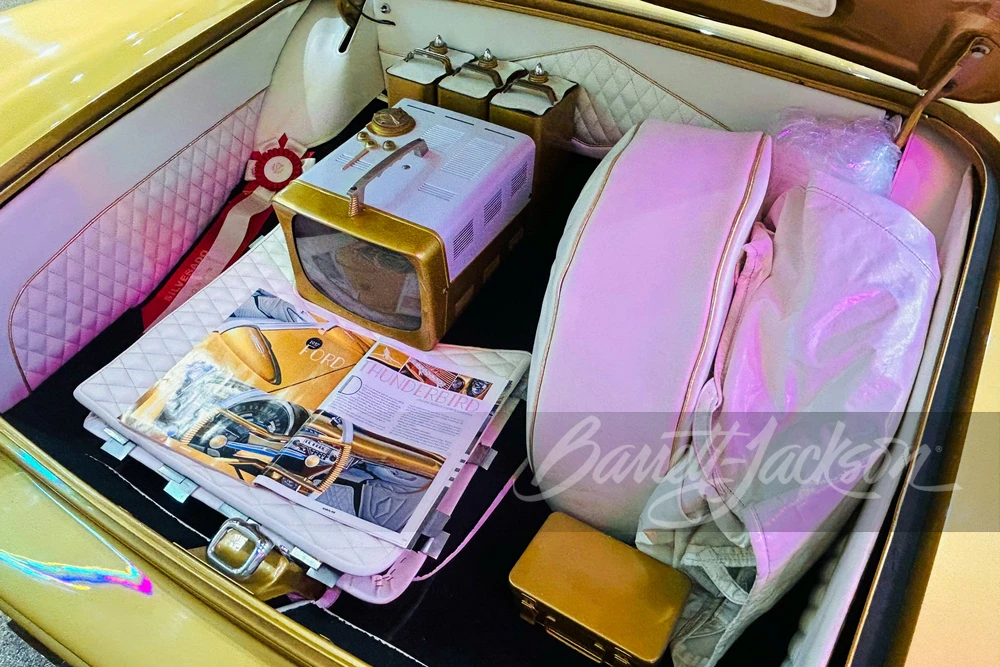 1957 Ford Thunderbird 1st Gen - Image 24 of 27