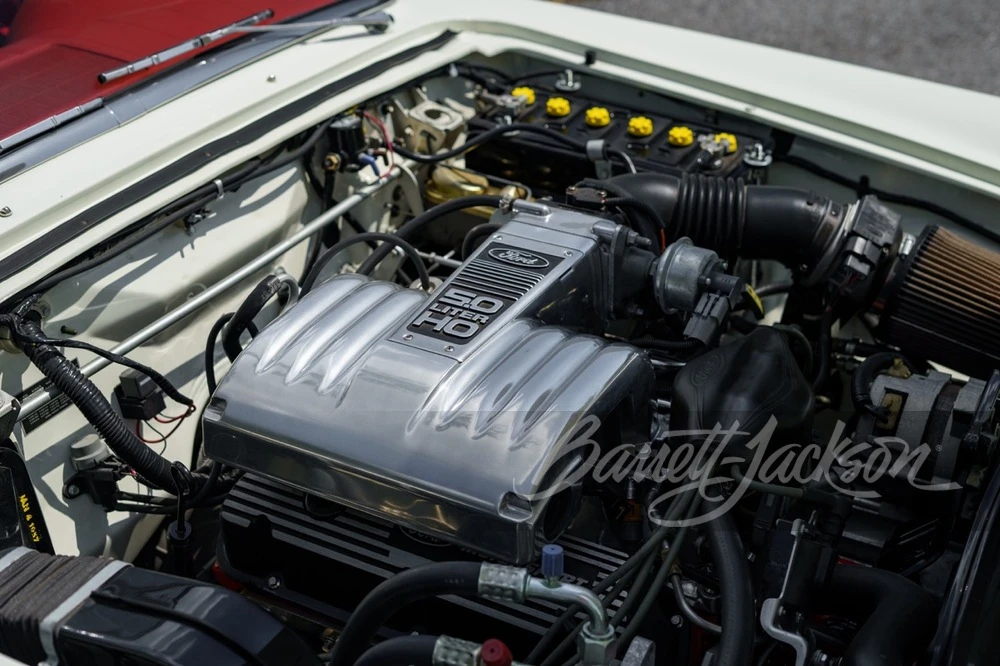 1957 Ford Thunderbird 1st Gen - Image 15 of 28