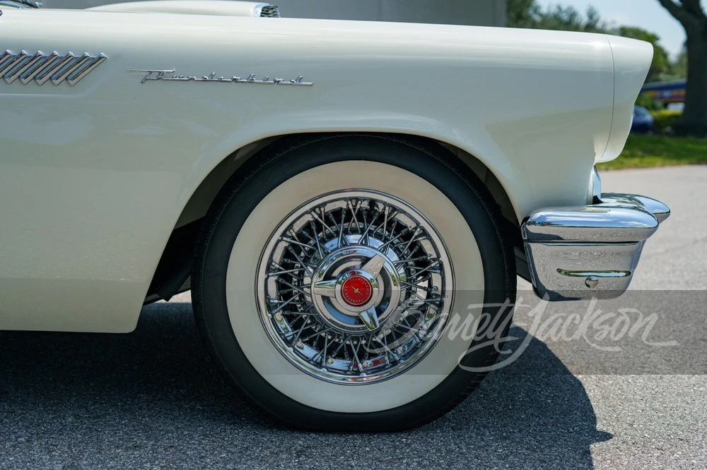 1957 Ford Thunderbird 1st Gen - Image 16 of 28