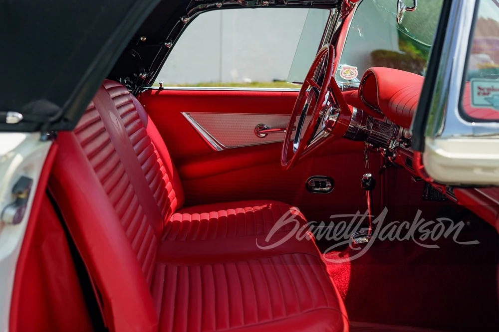 1957 Ford Thunderbird 1st Gen - Image 26 of 28