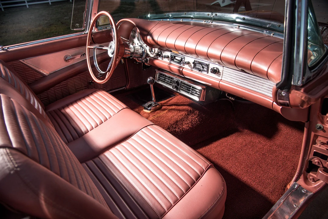 1957 Ford Thunderbird 1st Gen - Image 25 of 31
