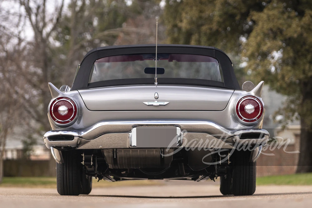 1957 Ford Thunderbird 1st Gen - Image 21 of 26