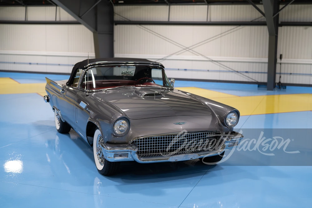 1957 Ford Thunderbird 1st Gen - Image 19 of 31