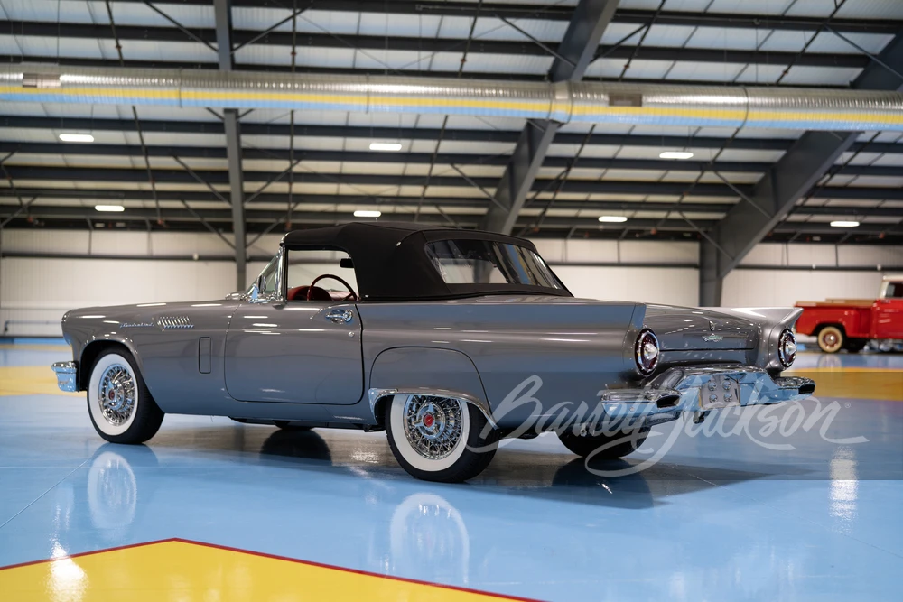 1957 Ford Thunderbird 1st Gen - Image 21 of 31