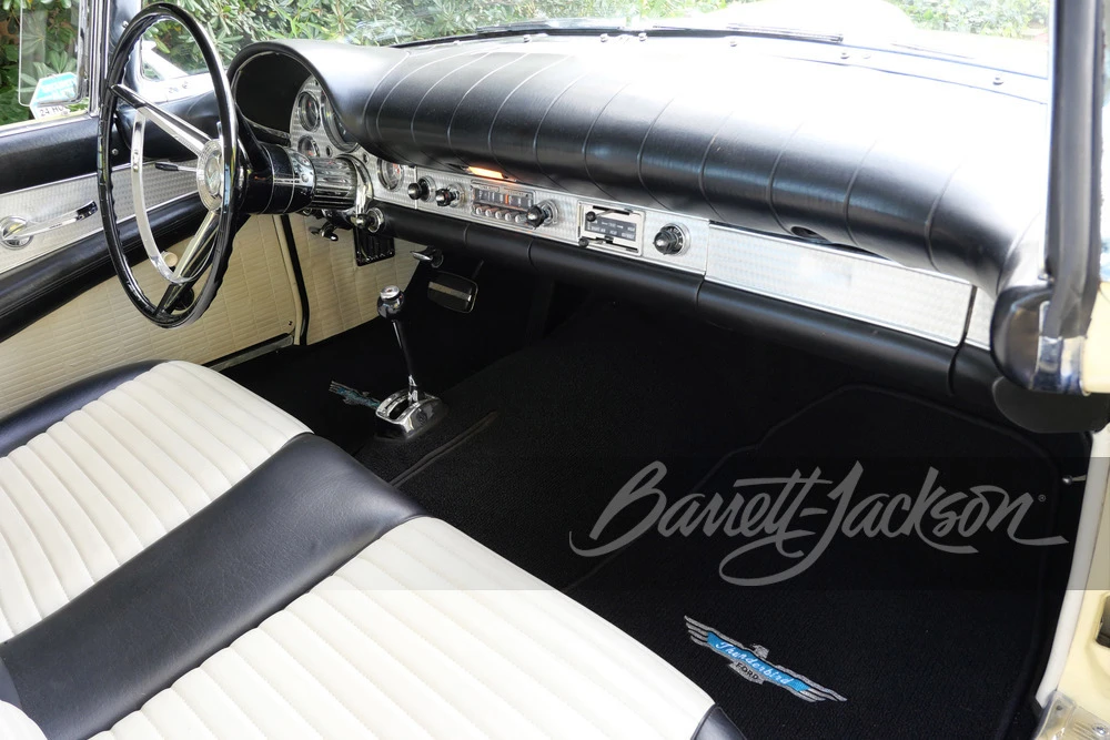 1957 Ford Thunderbird 1st Gen - Image 23 of 28