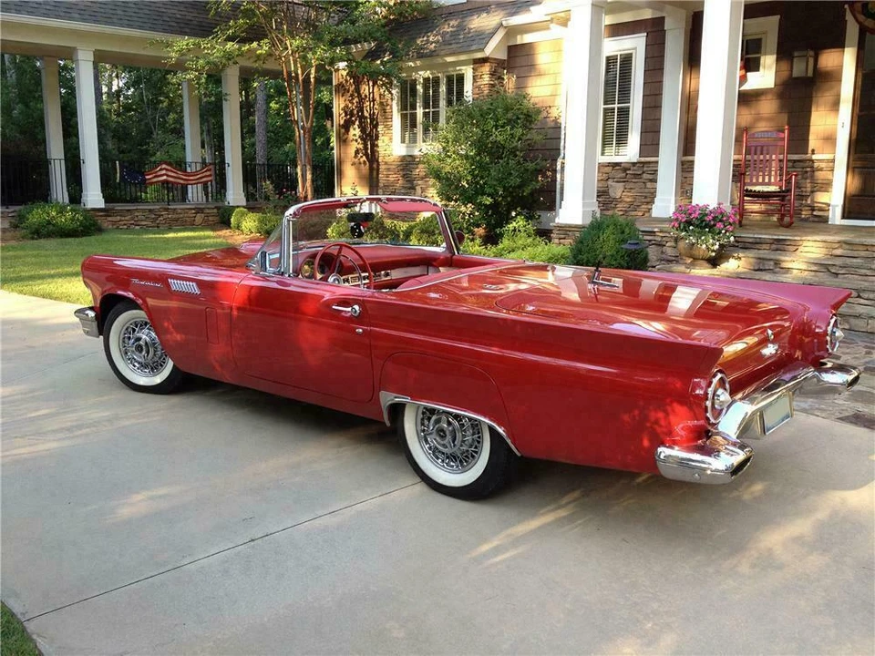1957 Ford Thunderbird 1st Gen - Image 2 of 3