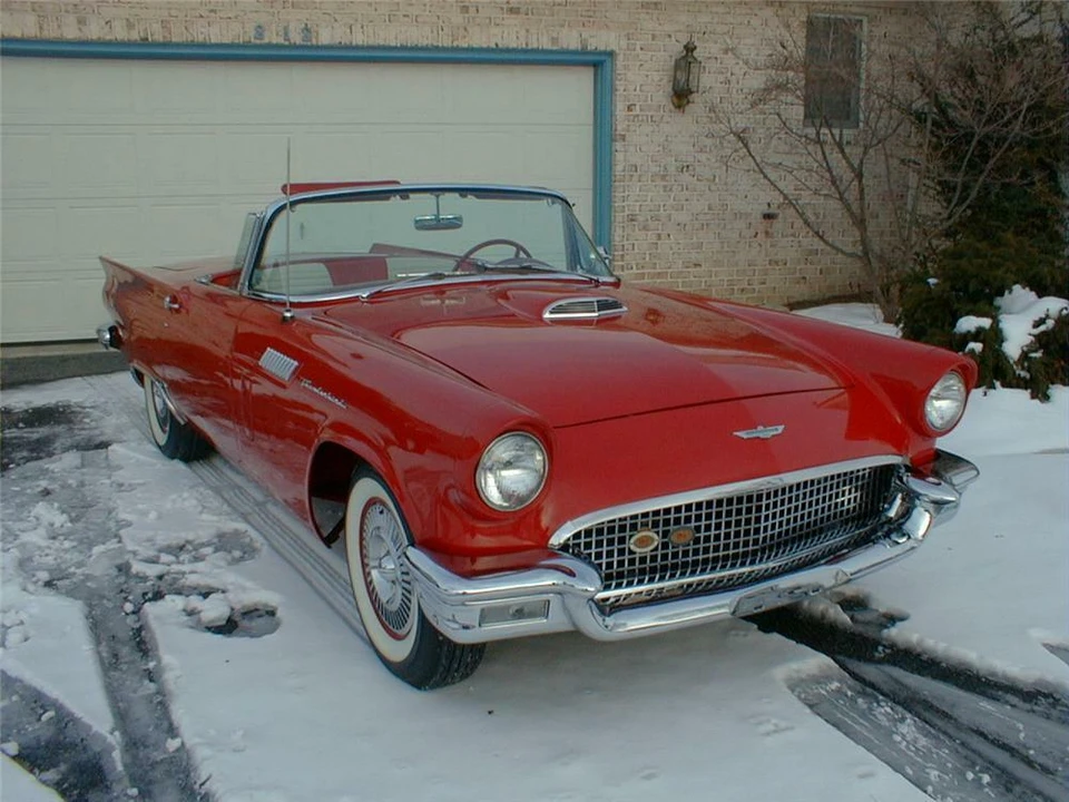 1957 Ford Thunderbird 1st Gen - Image 2 of 3