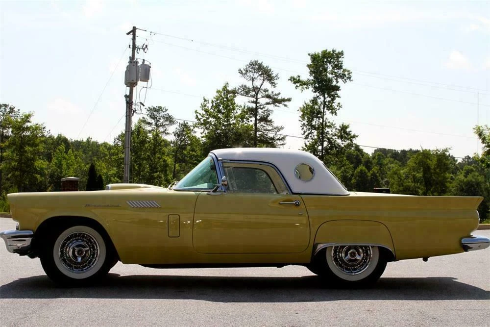 1957 Ford Thunderbird 1st Gen - Image 2 of 3
