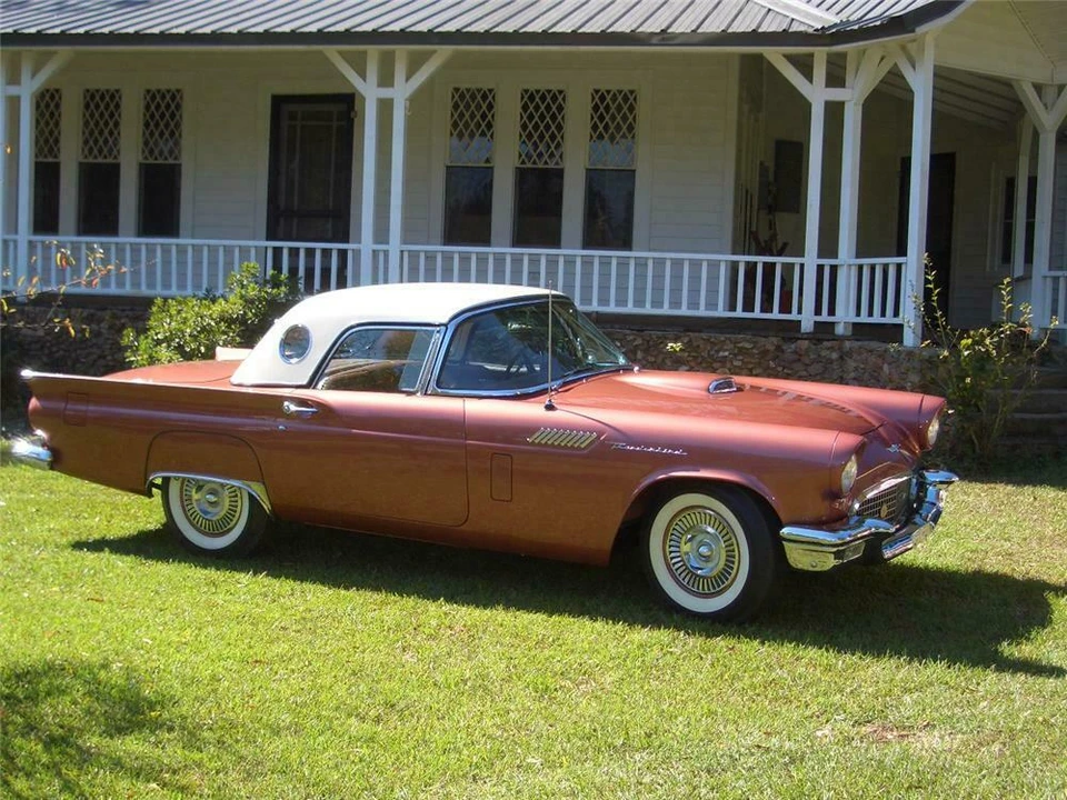 1957 Ford Thunderbird 1st Gen - Image 2 of 5