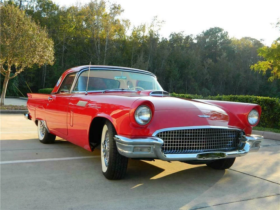 1957 Ford Thunderbird 1st Gen - Image 2 of 5