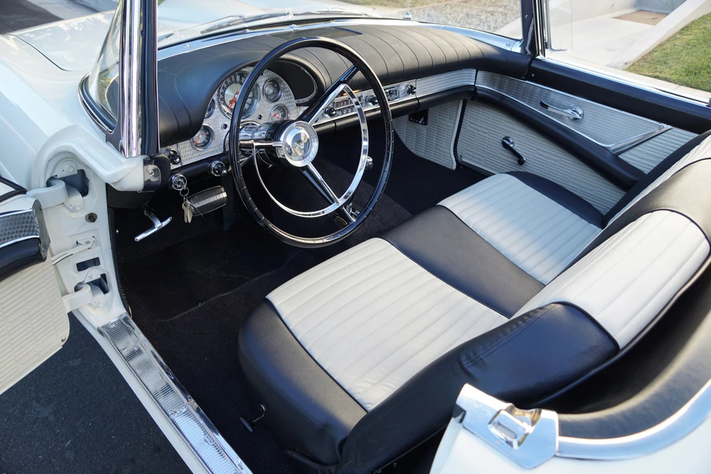 1957 Ford Thunderbird 1st Gen - Image 4 of 9