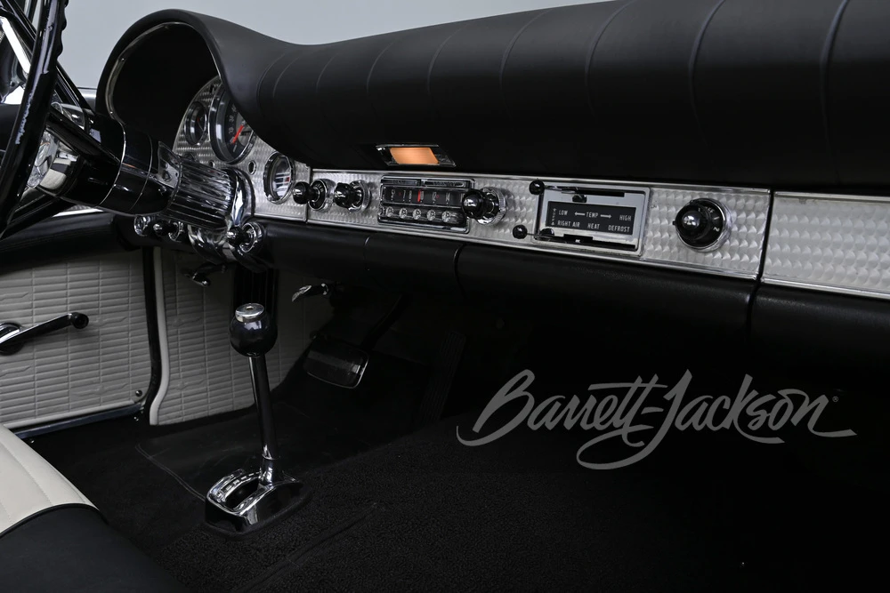 1957 Ford Thunderbird 1st Gen - Image 16 of 31
