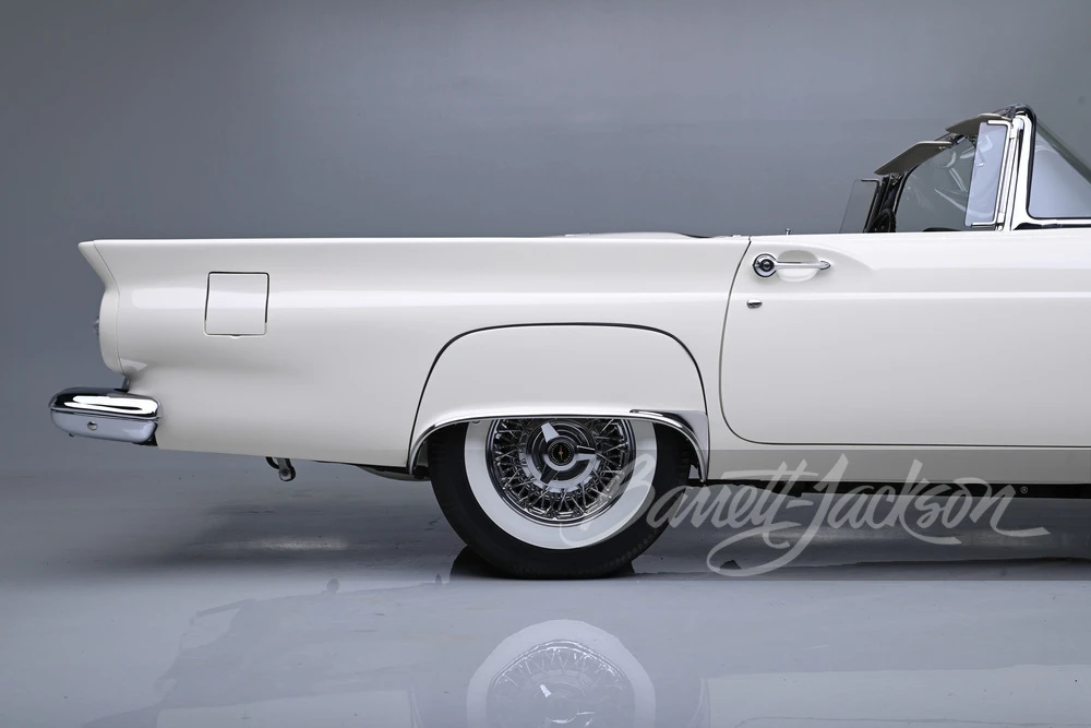 1957 Ford Thunderbird 1st Gen - Image 30 of 31