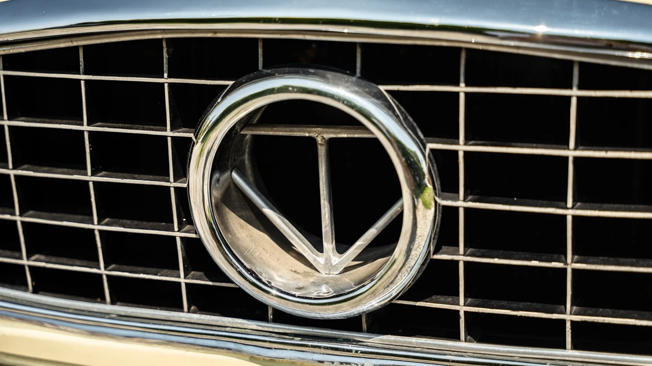 1957 Fiat 1100 - Image 7 of 31