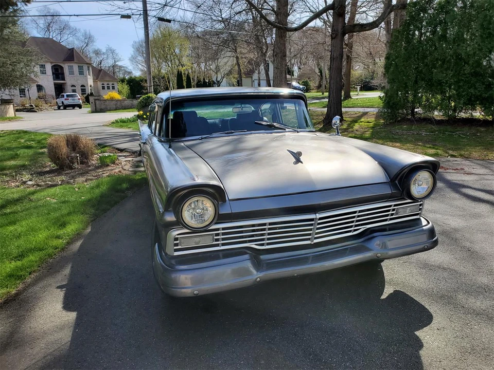 1957 Ford Customline - Image 4 of 14