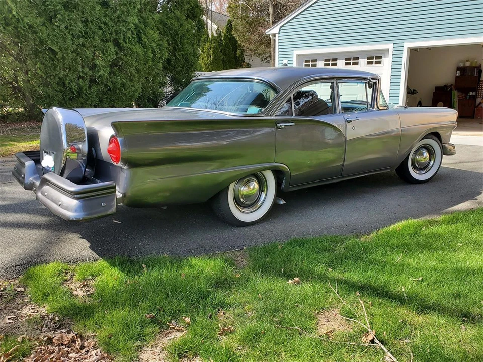 1957 Ford Customline - Image 5 of 14