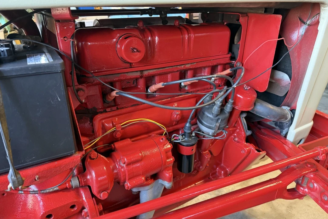 1957 Ford Tractor - Image 6 of 7