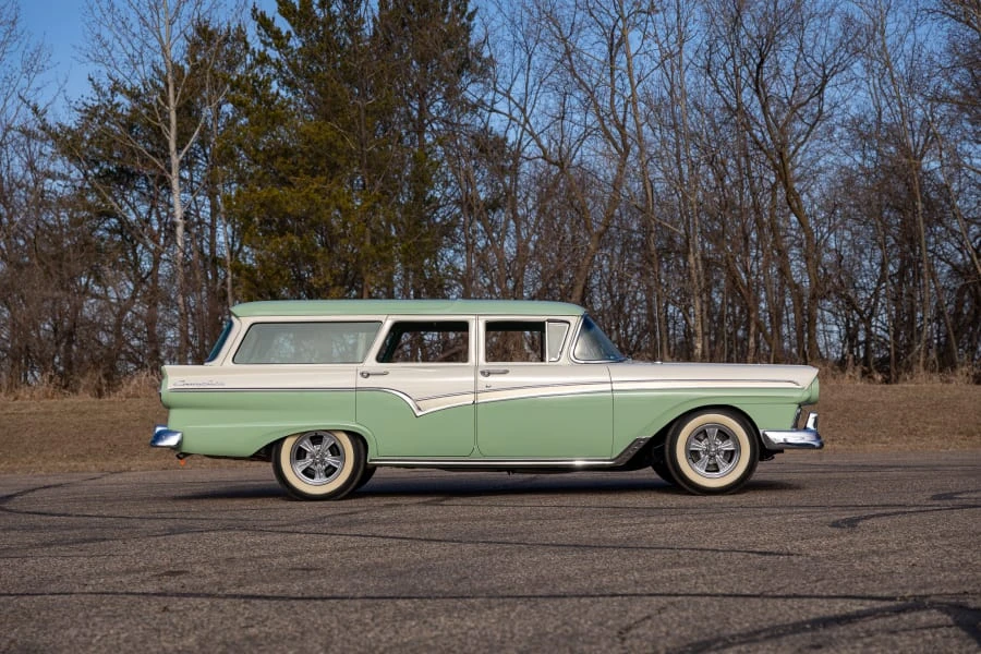 1957 Ford Country Squire - Image 2 of 31