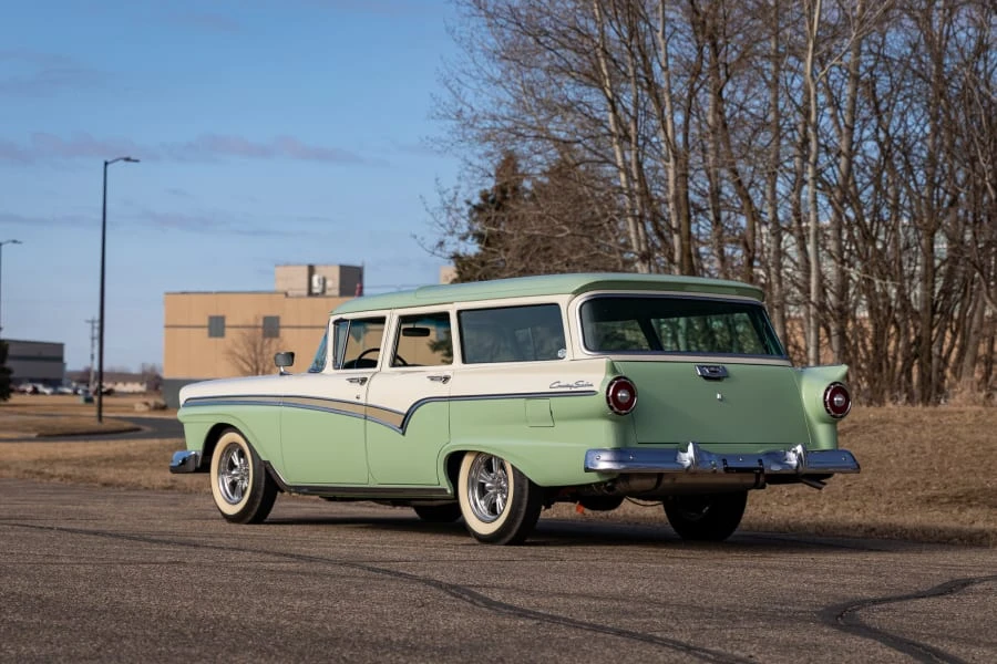 1957 Ford Country Squire - Image 8 of 31