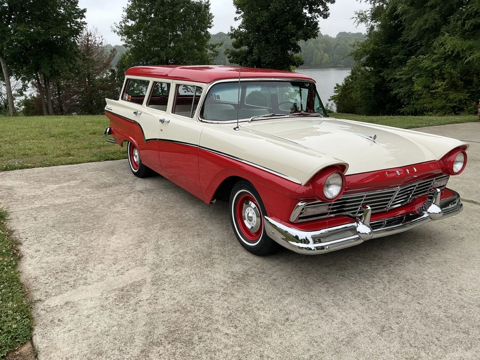 1957 Ford Country Sedan - Image 7 of 31