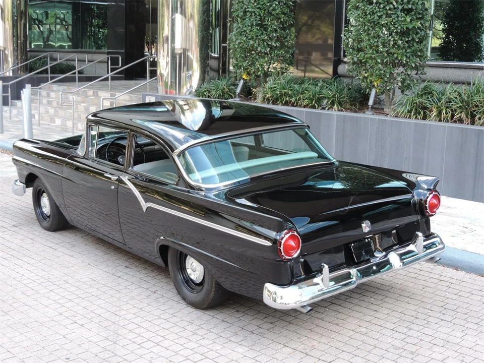1957 Ford Customline - Image 9 of 31