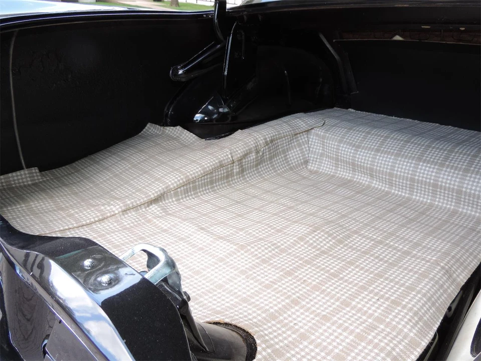 1957 Ford Customline - Image 25 of 31