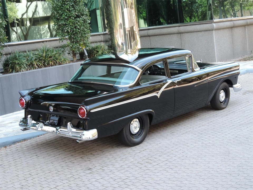 1957 Ford Customline - Image 6 of 31