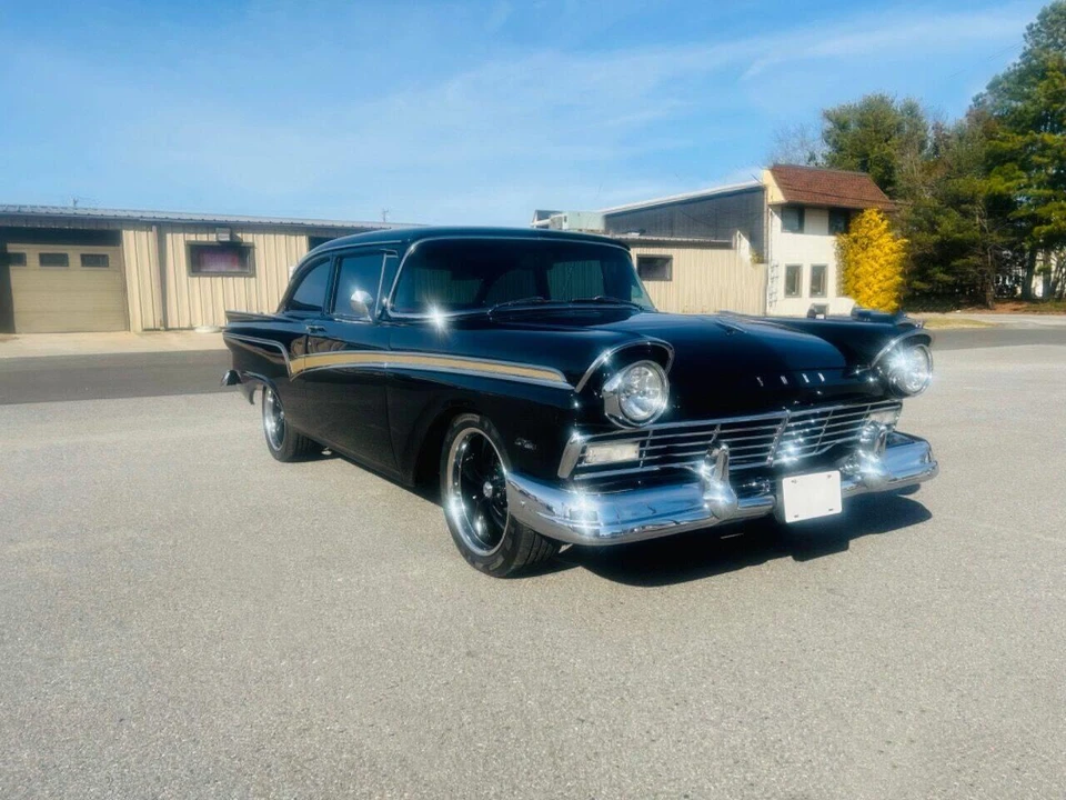 1957 Ford Customline - Image 7 of 31