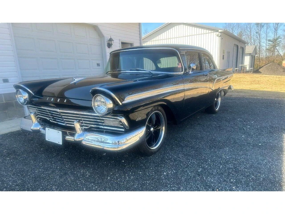 1957 Ford Customline - Image 3 of 31