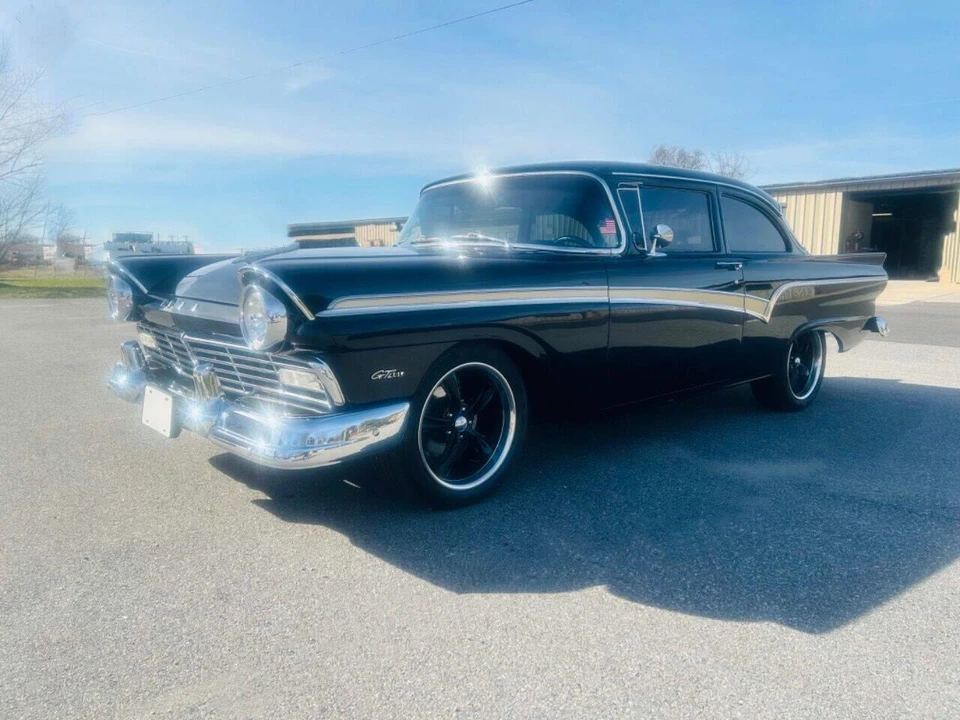 1957 Ford Customline - Image 2 of 31