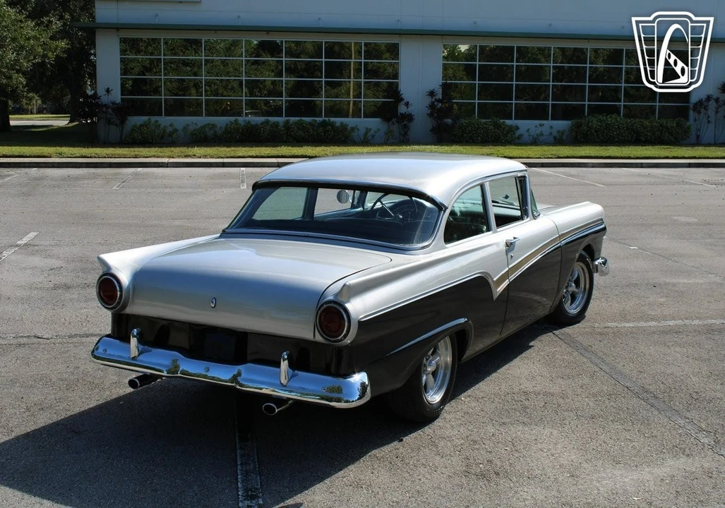 1957 Ford Customline - Image 12 of 12