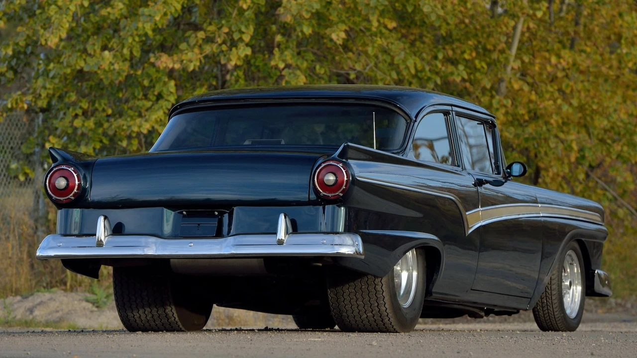 1957 Ford Fairlane 2nd Gen - Image 3 of 28