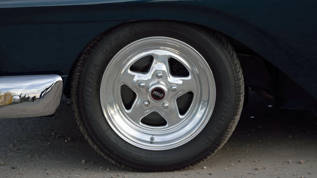 1957 Ford Fairlane 2nd Gen - Image 15 of 28