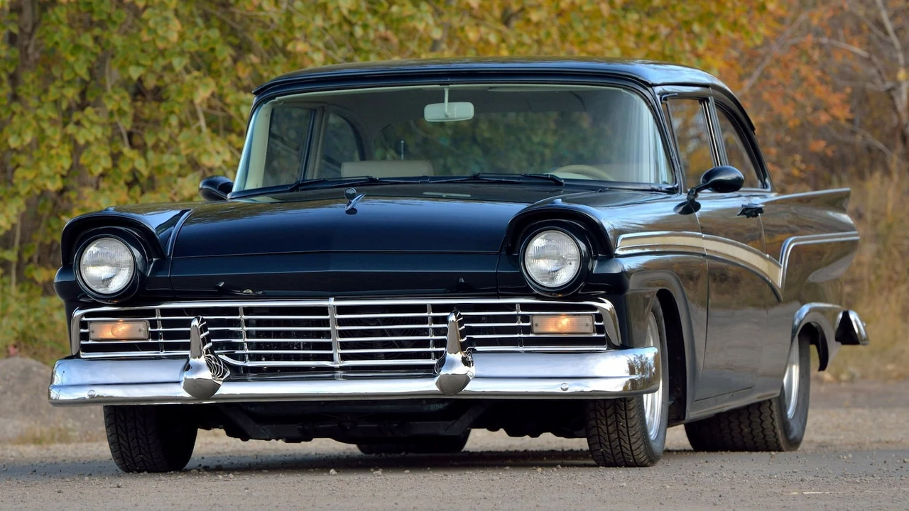1957 Ford Fairlane 2nd Gen - Image 21 of 28
