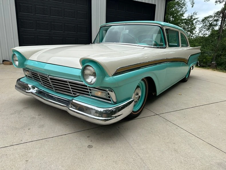 1957 Ford Customline - Image 2 of 17