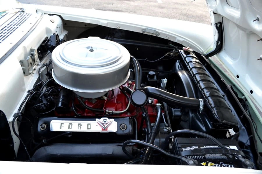 1957 Ford Customline - Image 9 of 12