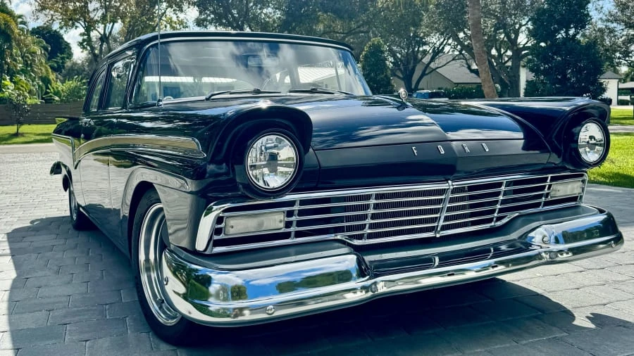 1957 Ford Fairlane 2nd Gen - Image 4 of 23