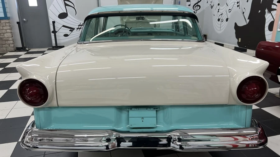 1957 Ford Customline - Image 5 of 20