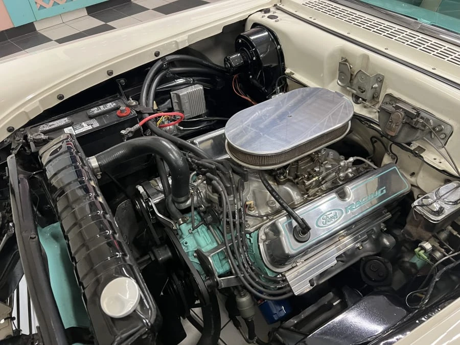 1957 Ford Customline - Image 15 of 20